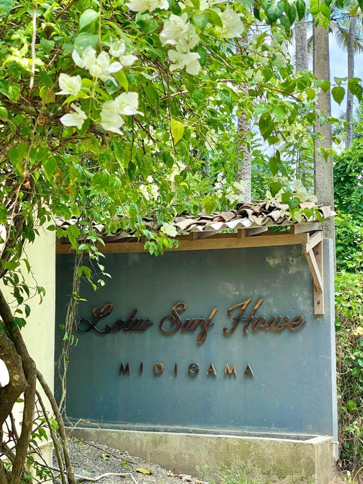 Hotel Lotus Surf House Midigama East Exterior foto