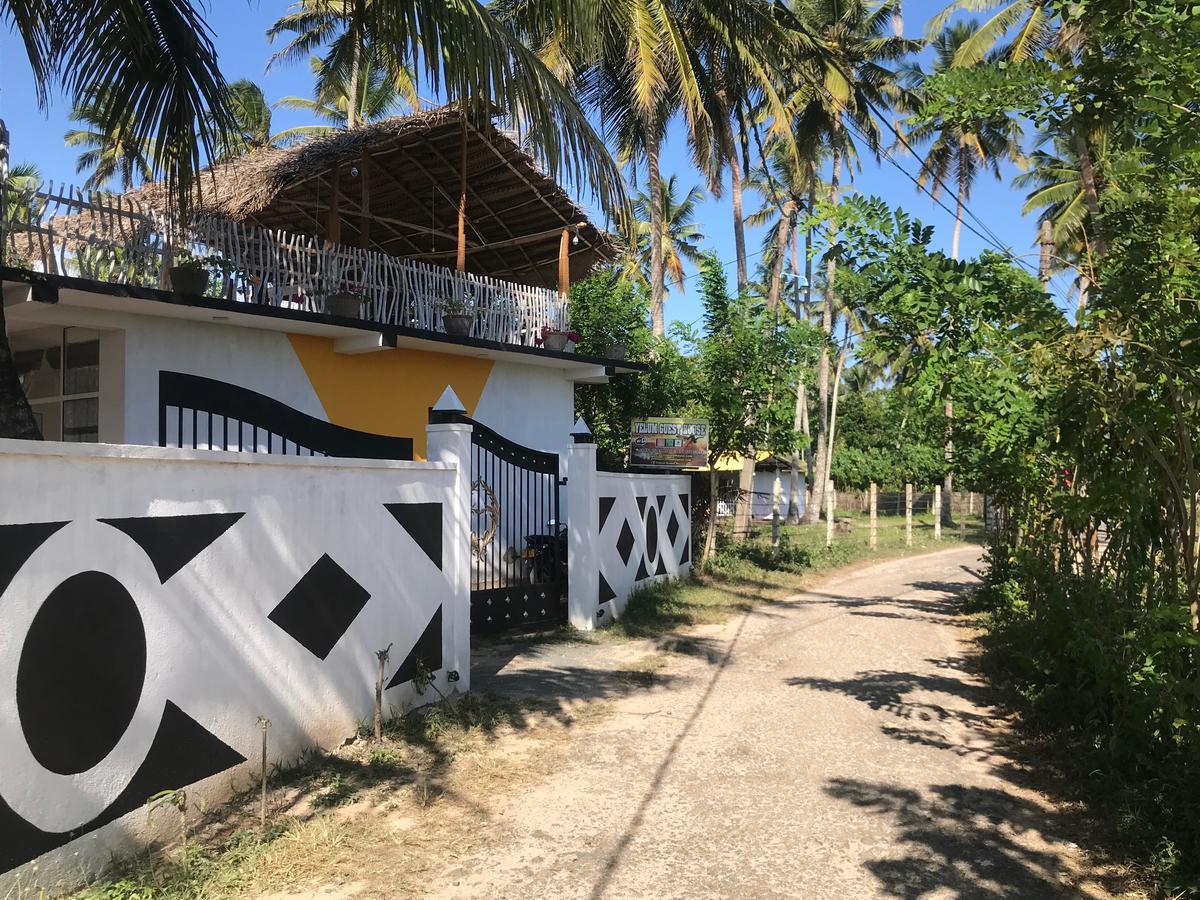Hotel Lotus Surf House Midigama East Exterior foto